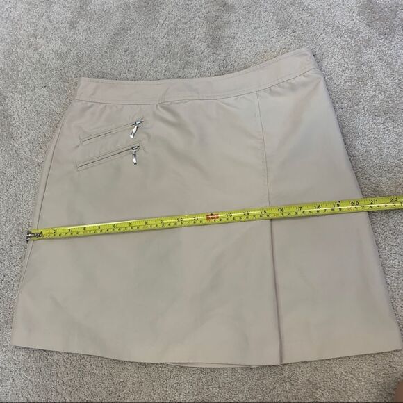 IZOD Golf beige tan brown skirt Sz 6 tennis - Picture 8 of 10